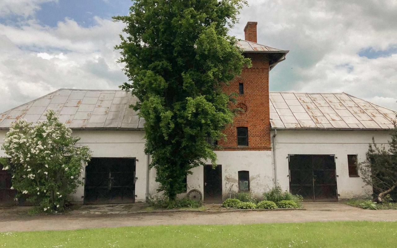 Palac Baloszyce Susz エクステリア 写真